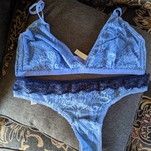 Ladies NWOT bra and panty set
